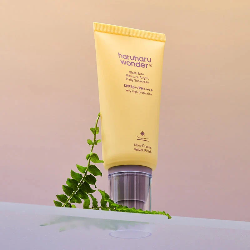 HARUHARU WONDER Black Rice Moisture Airyfit Daily Sunscreen SPF50+ PA++++ 50ml - Image 3