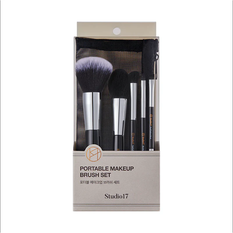 STUDIO 17 Portable Makeup Brush Set - Image 3